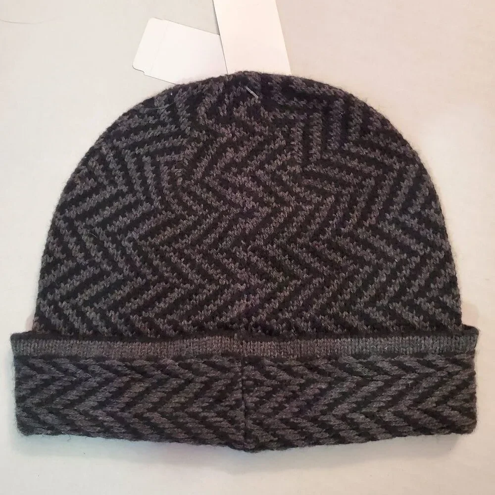 V. Fraas beanie